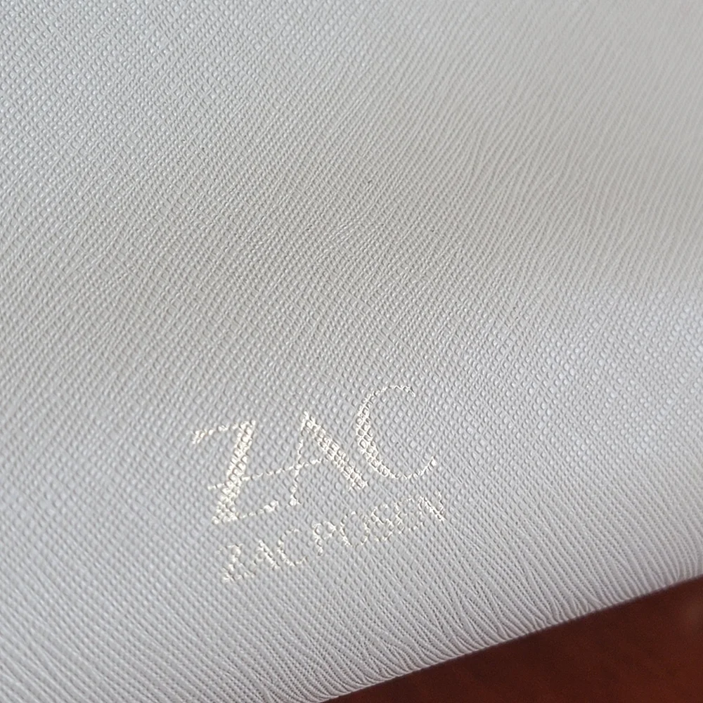 Zac Posen exterior this